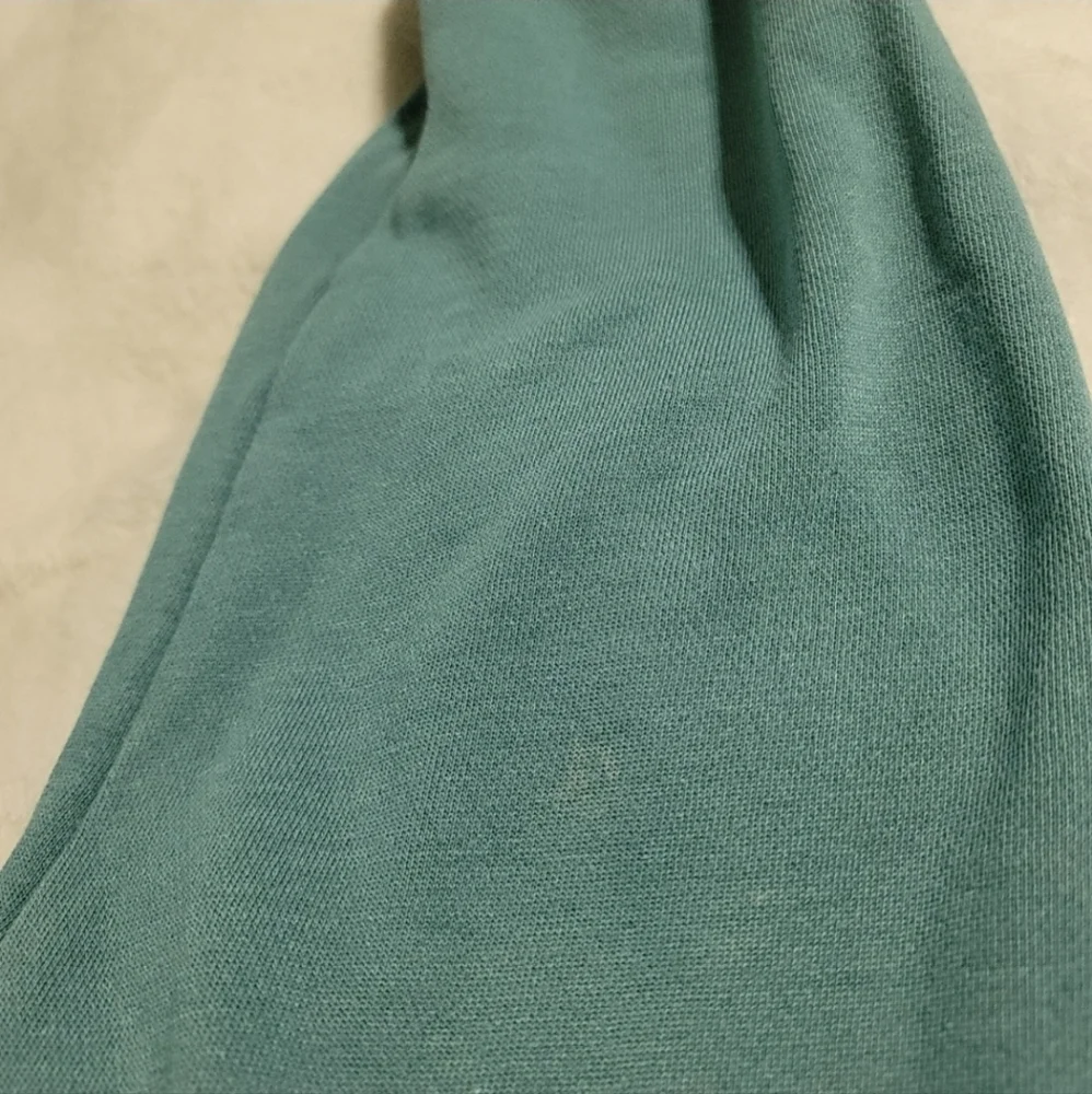 Victoria Secret Women’s On Point Pants Size Medium Sage Green Joggers Sweatpants